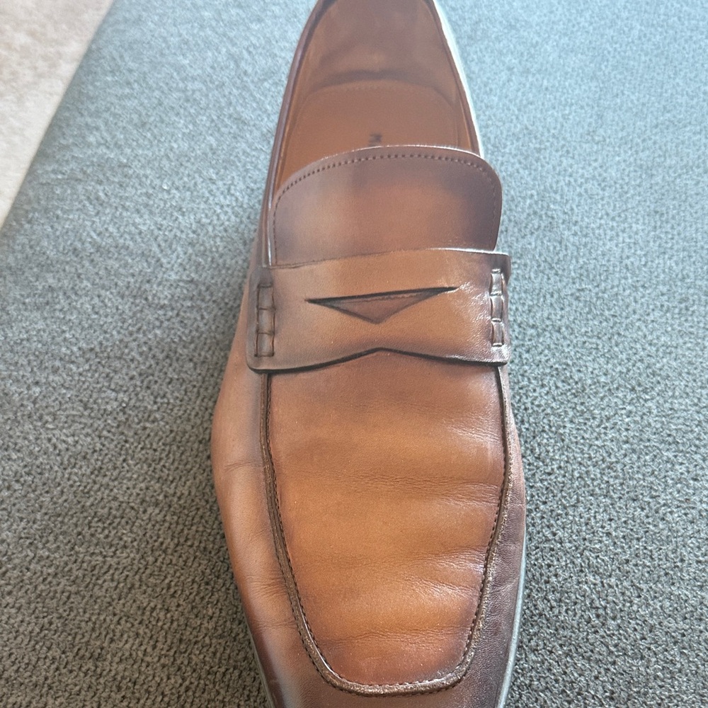 Magnanni Tan Leather Slip-On Loafers